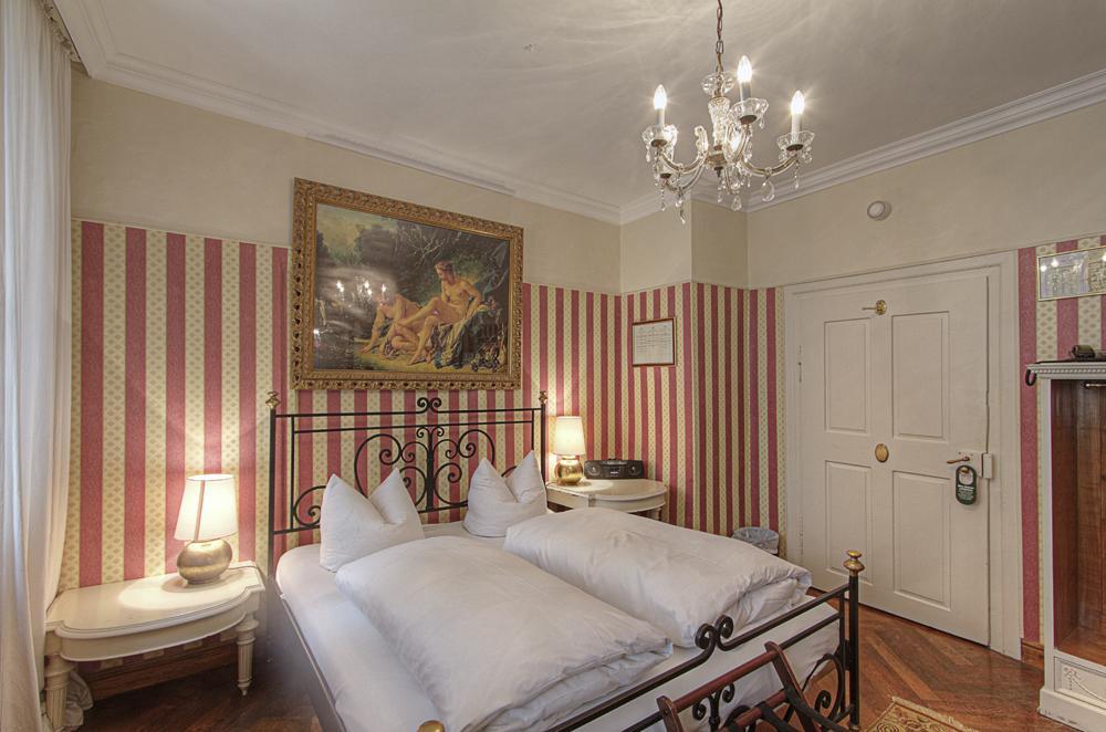 Hotel Orphee - Kleines Haus Regensburg Room photo