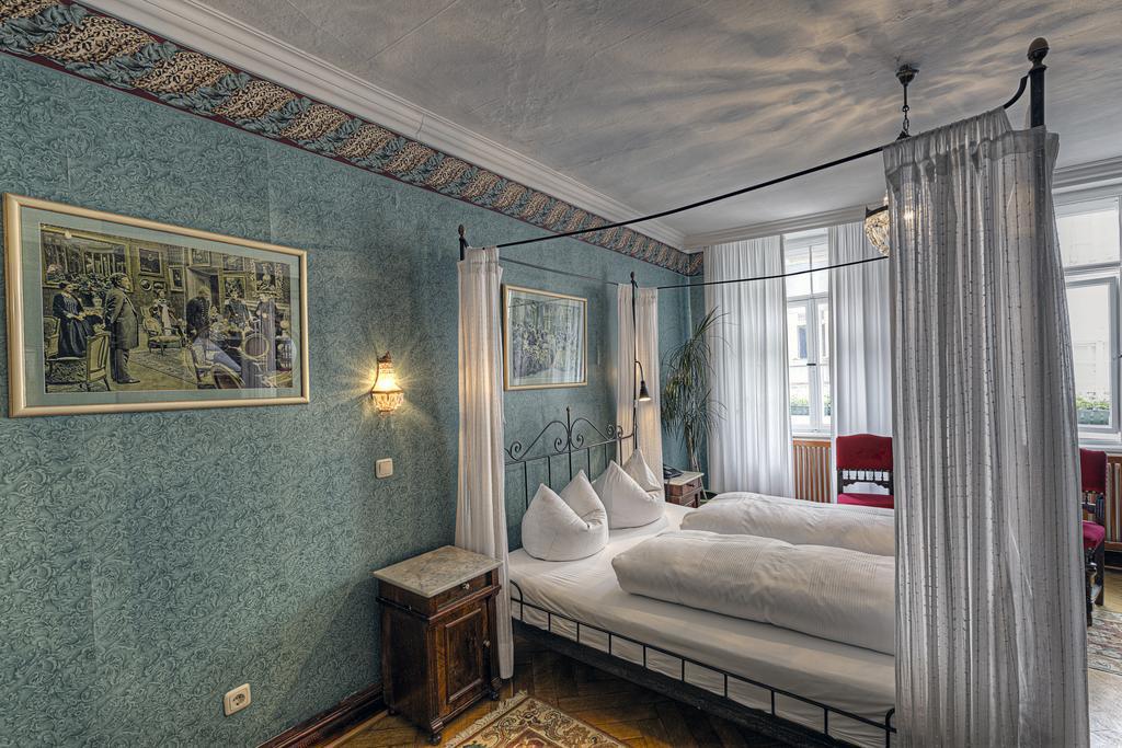 Hotel Orphee - Kleines Haus Regensburg Room photo